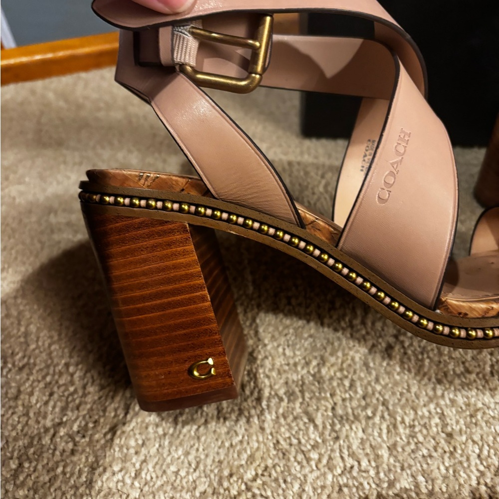 COACH Mandy Block Heel Size 8 - Picture 5 of 6